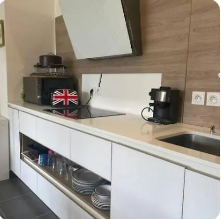 Le Familial - A Deux Pas De Paris - 03b Apartment *